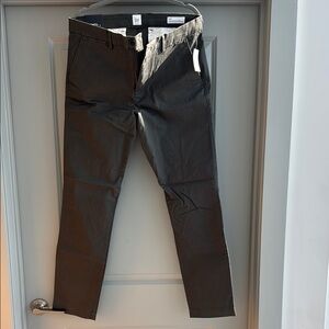 GAP Men's Charcoal Skinny Chinos